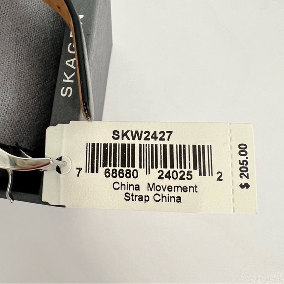 Skagen Women's Gitte Chronograph Black Leather Strap Watch - Picture 16 of 17